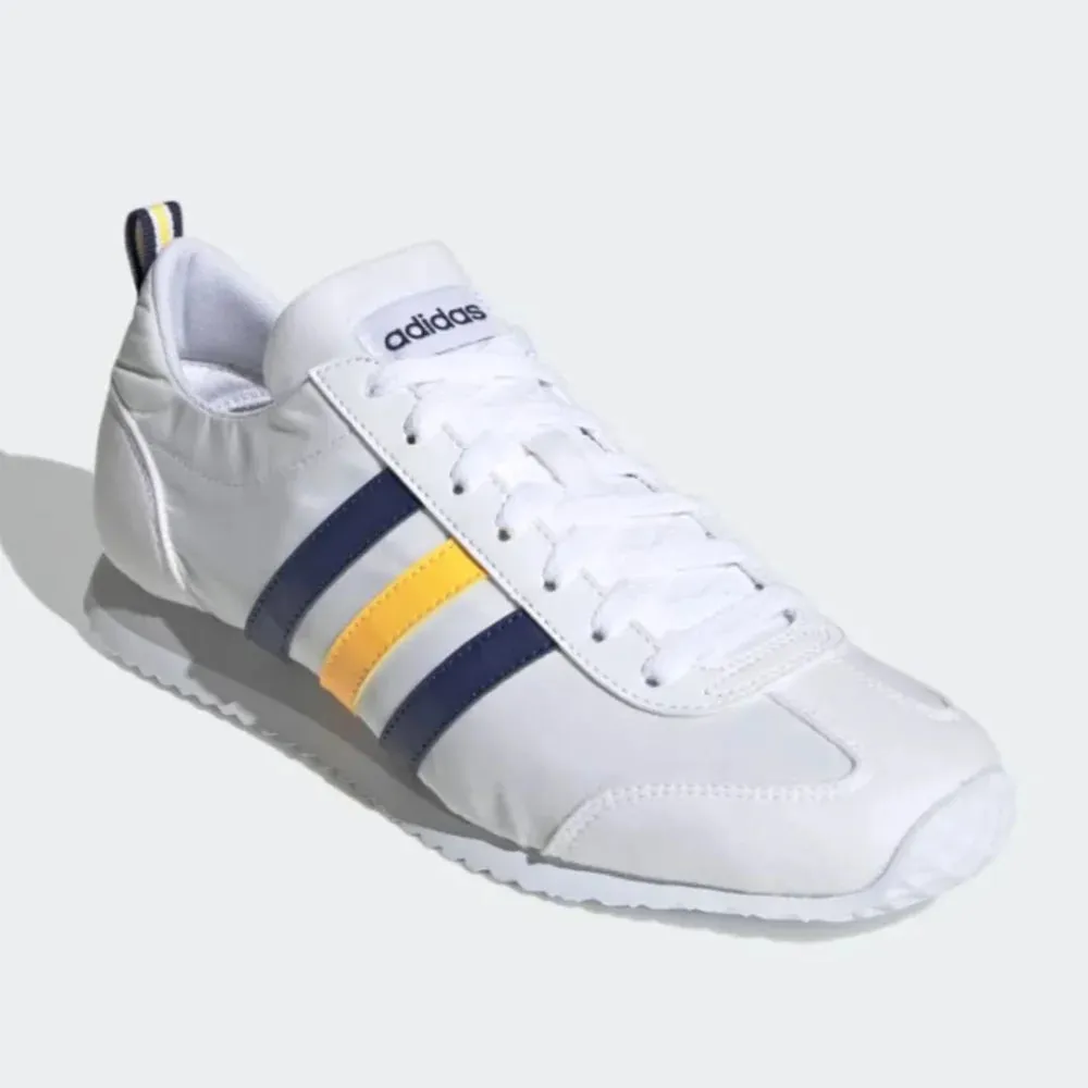 Adidas Vs Jogger Trainer FX0093