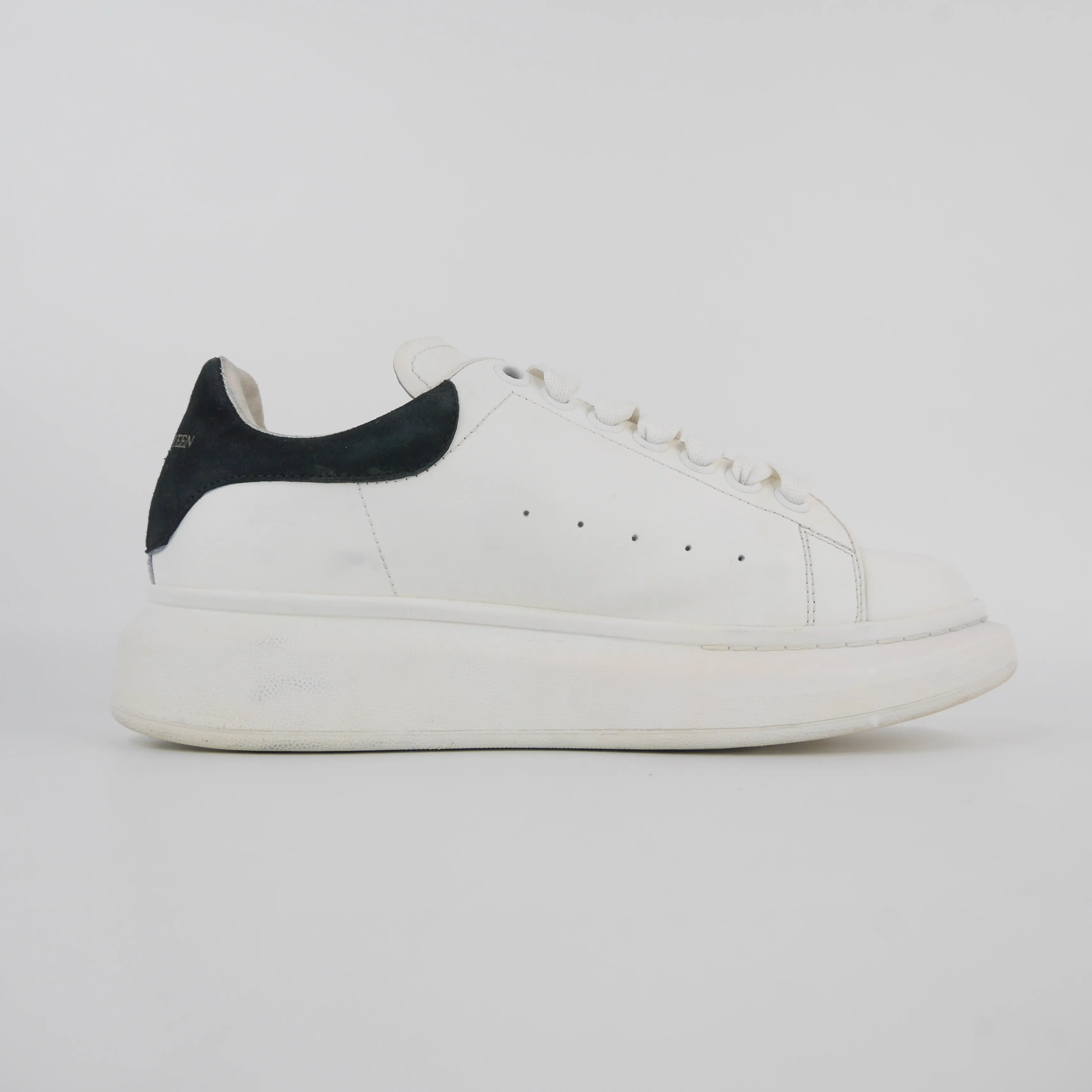 Alexander McQueen Sneakers White 39