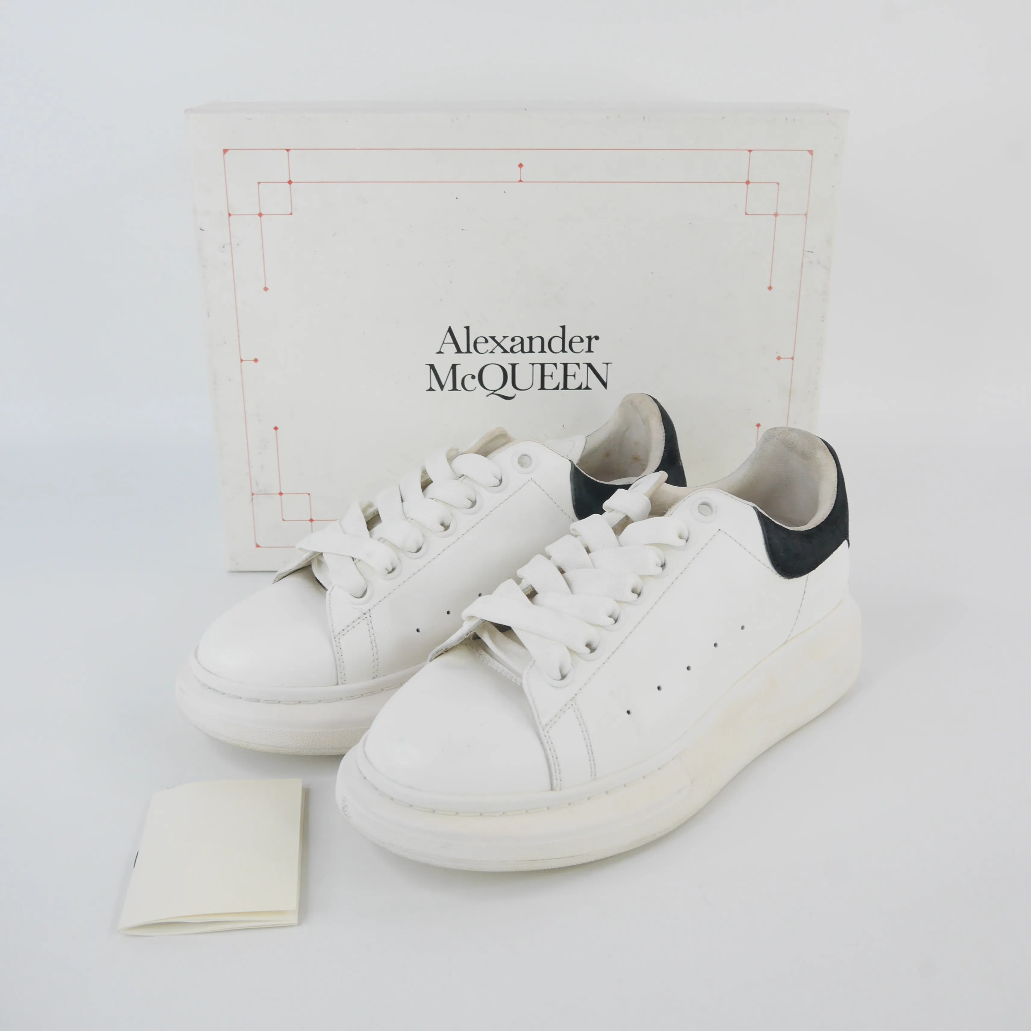 Alexander McQueen Sneakers White 39