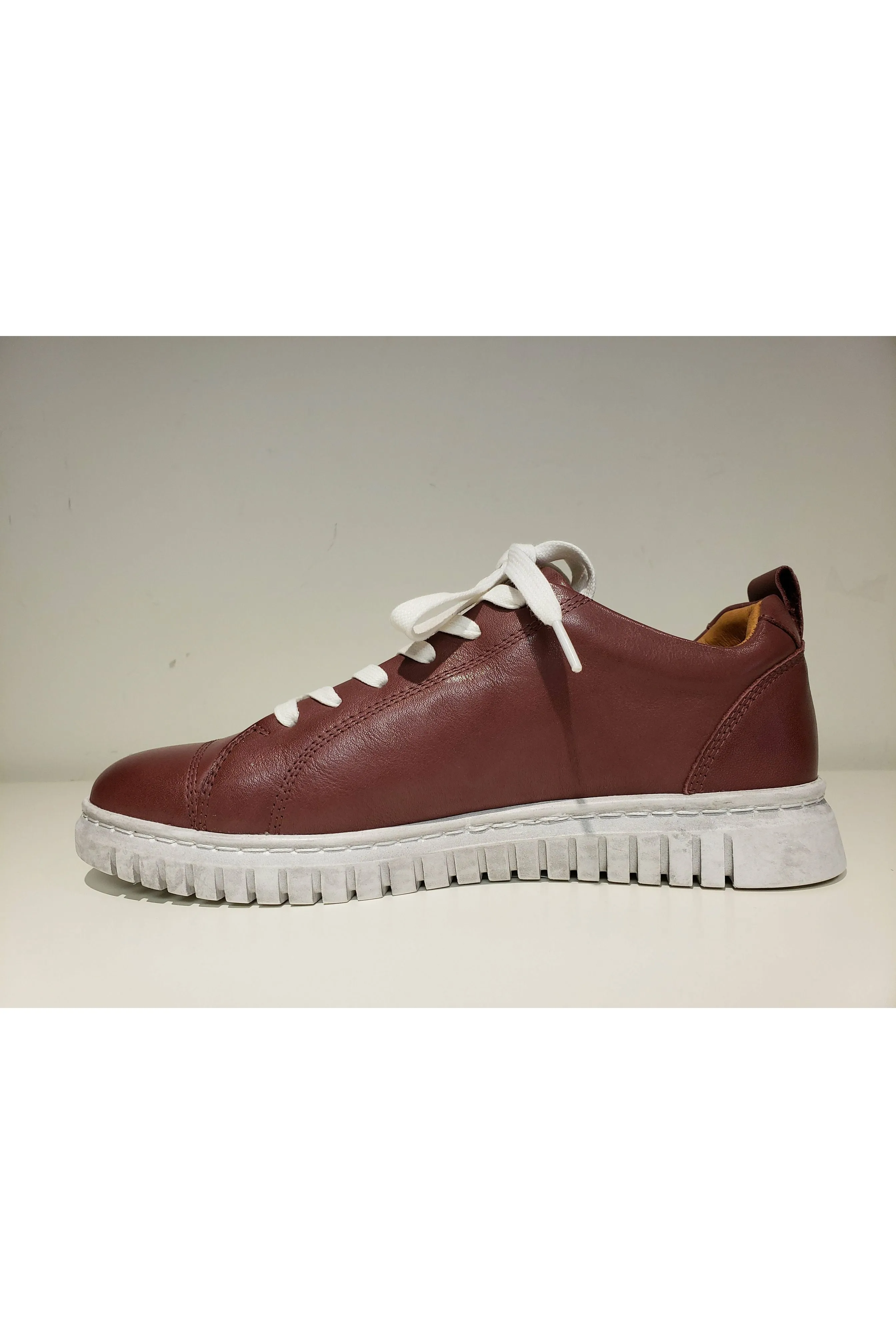 EOS Clarence Fashion Sneaker