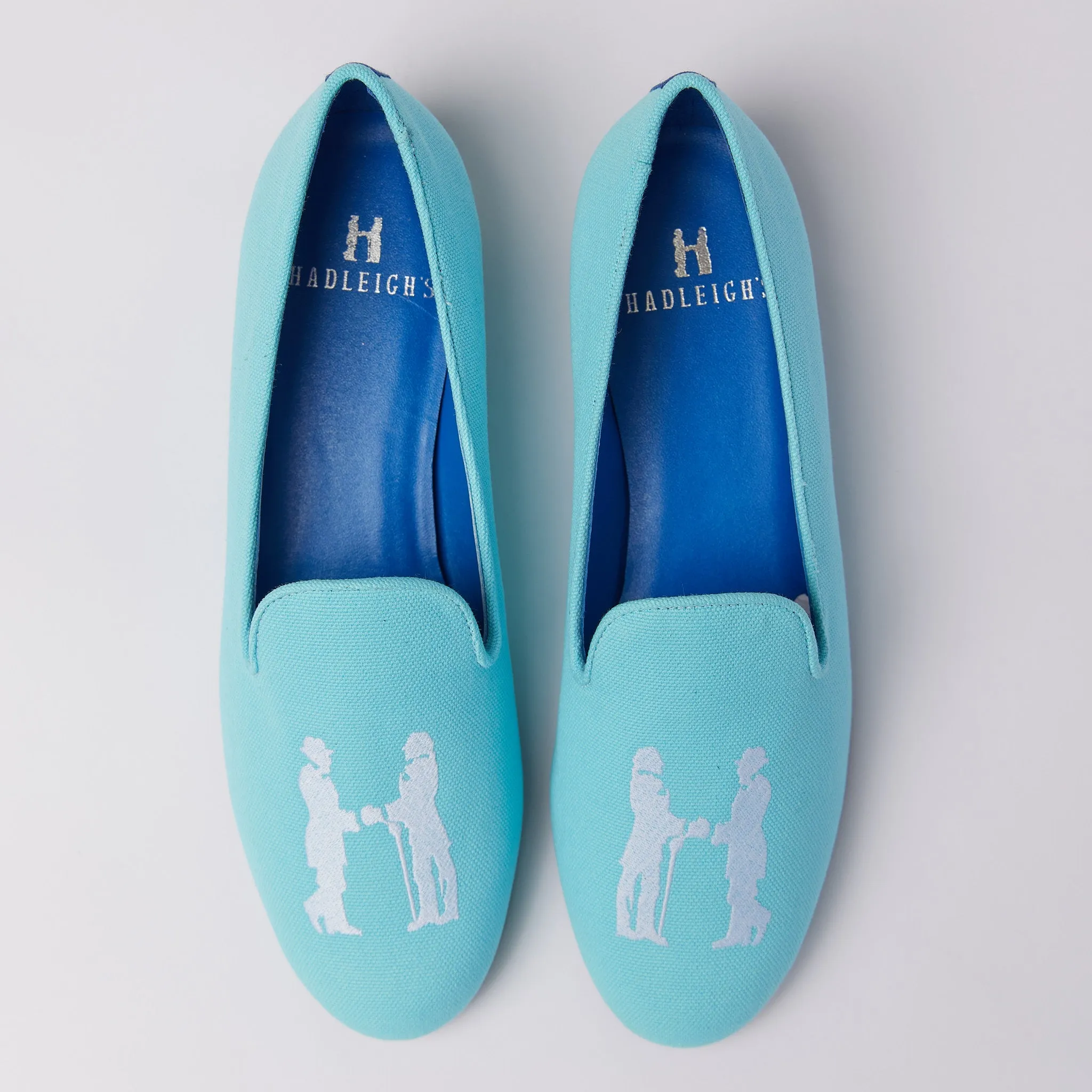 Slipper in Aqua with White Logo