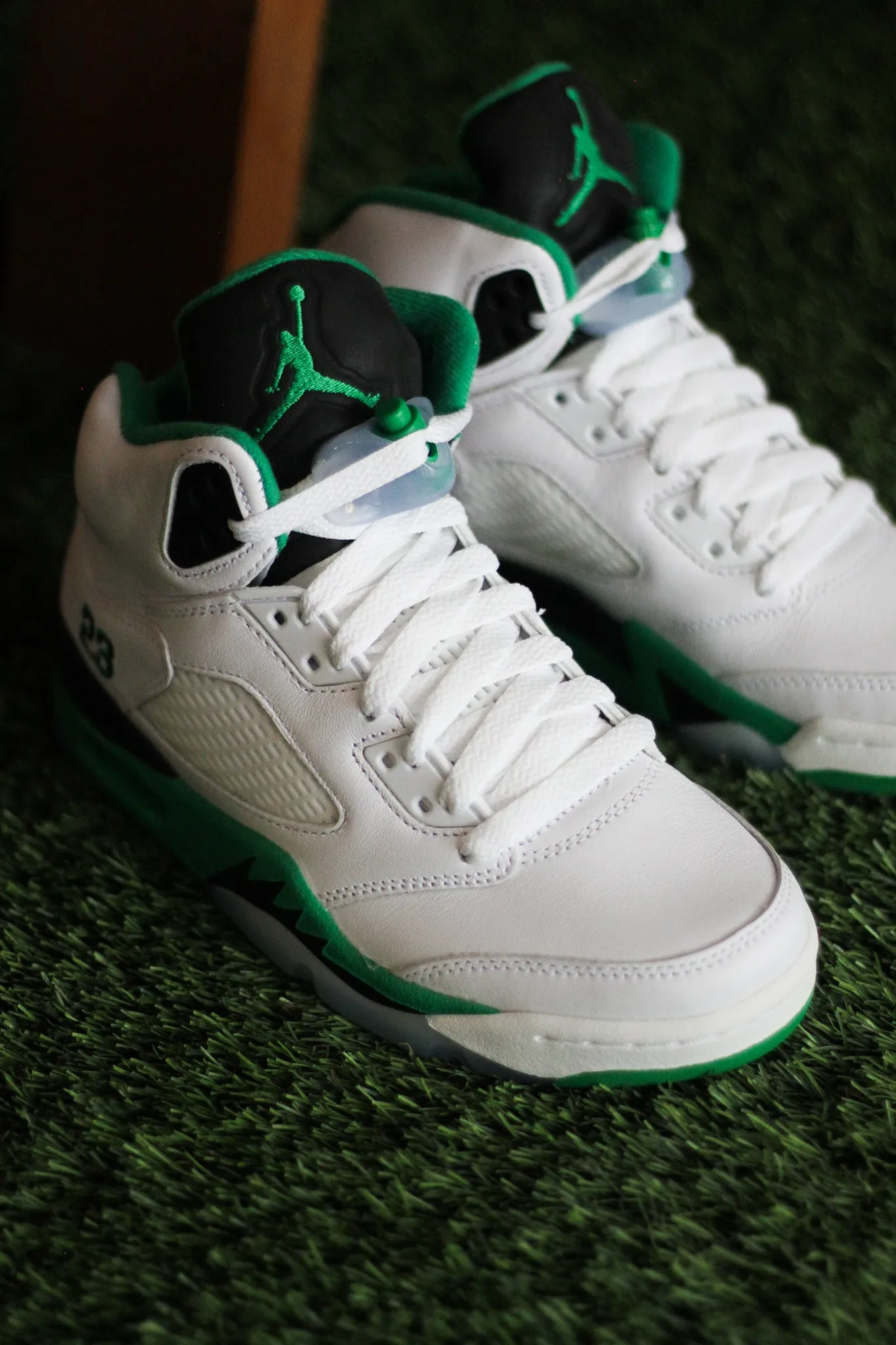 W AIR JORDAN 5 RETRO "LUCKY GREEN"