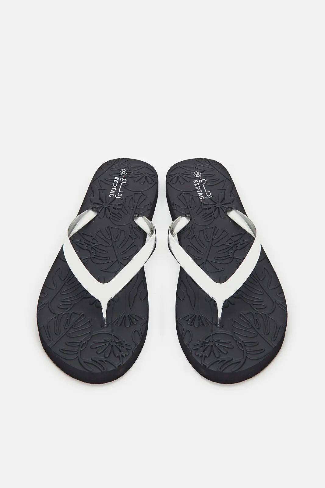 Women Silver With Black Flipflop