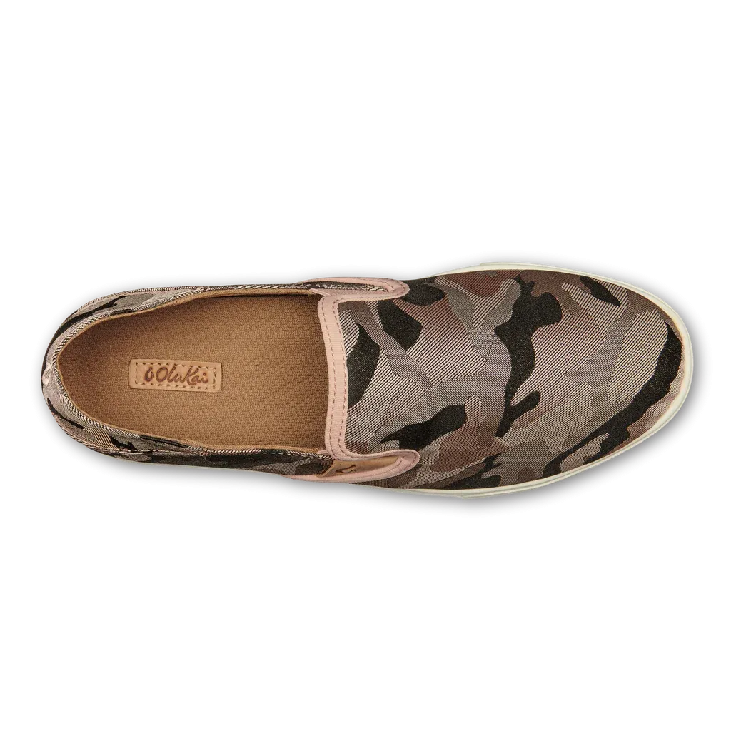 Women's Olukai Pehuea Pa'i Color: Soft Pink / Ke Au Camo