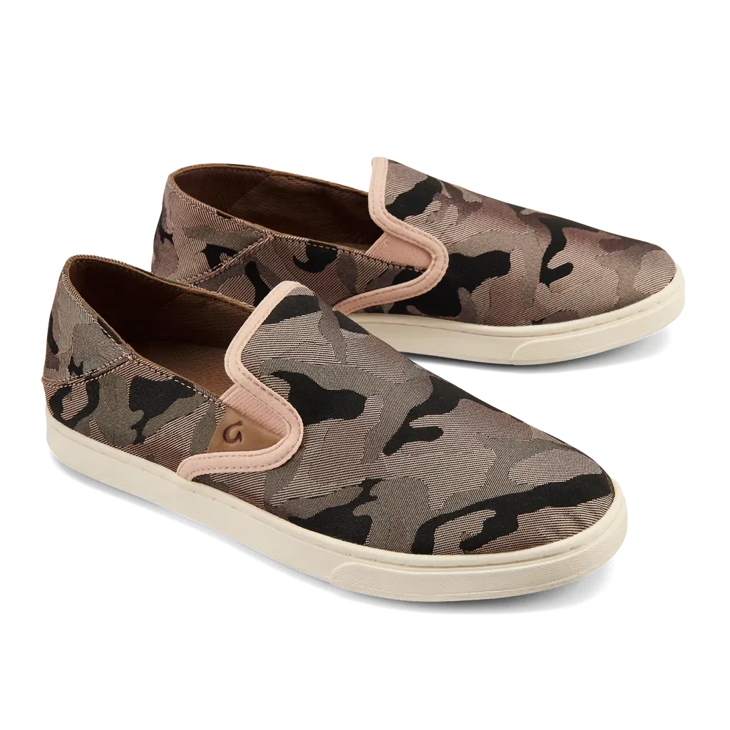 Women's Olukai Pehuea Pa'i Color: Soft Pink / Ke Au Camo