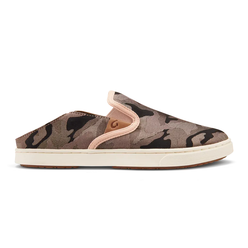 Women's Olukai Pehuea Pa'i Color: Soft Pink / Ke Au Camo