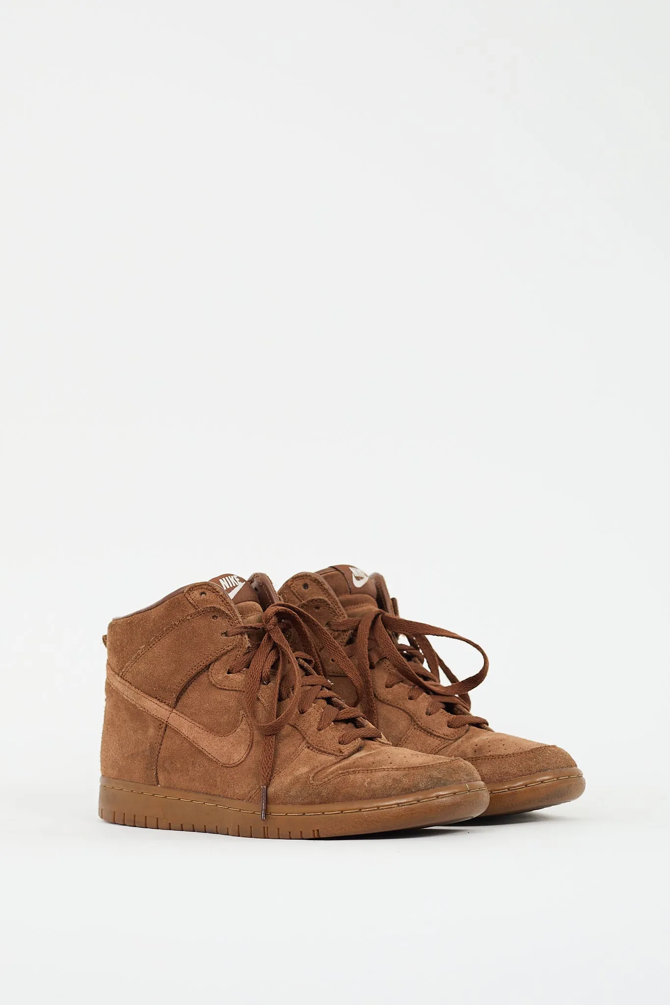 X Nike Brown Dunk High Sneaker